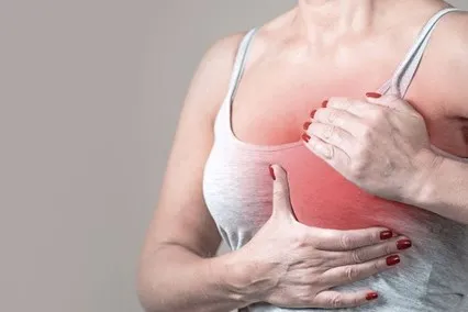 علائم اولیه سرطان سینه که نباید نادیده بگیرید